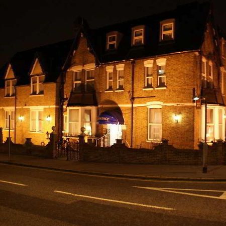Kirkdale Hotel Кройдон Экстерьер фото