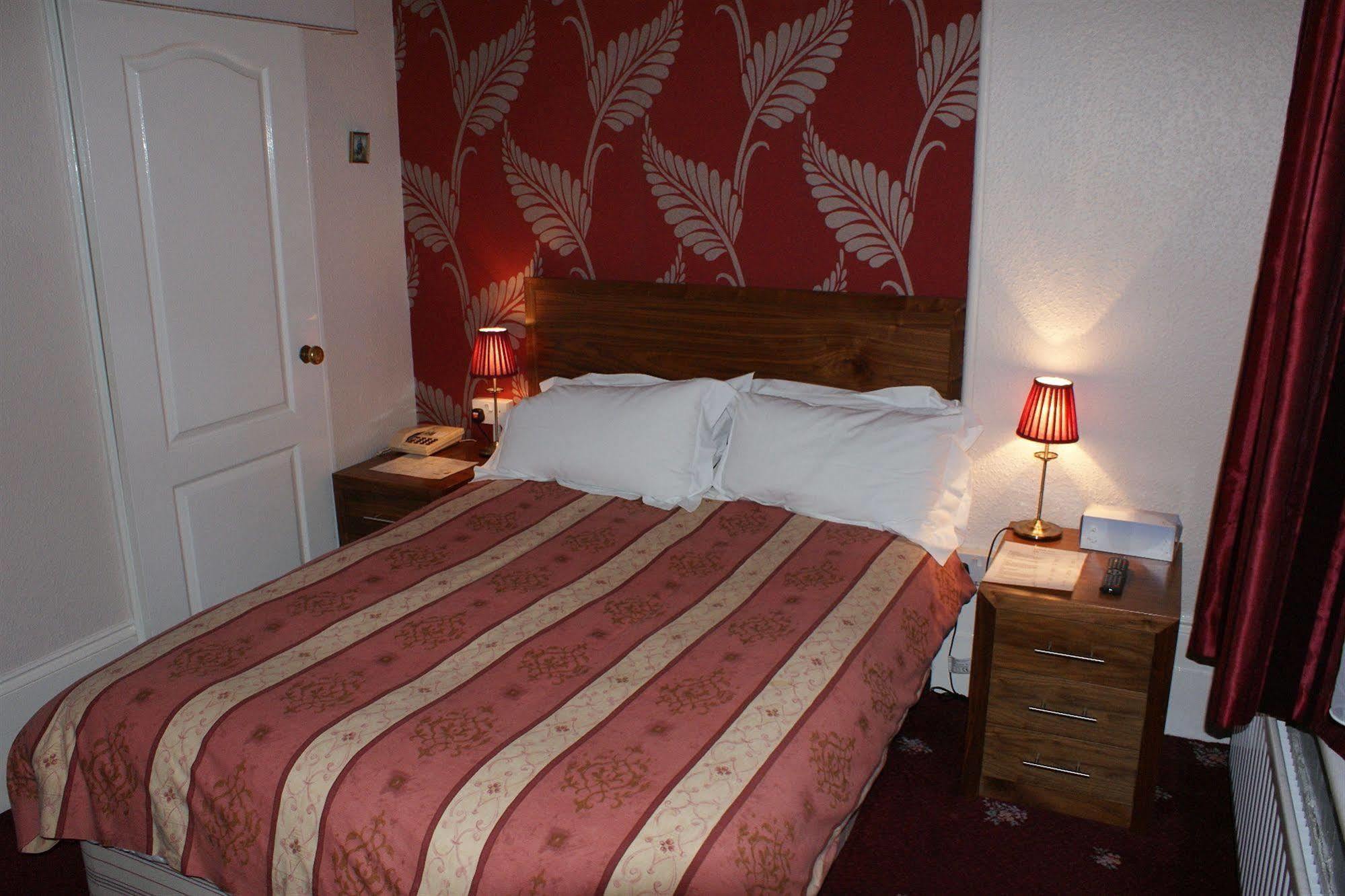 Kirkdale Hotel Кройдон Экстерьер фото